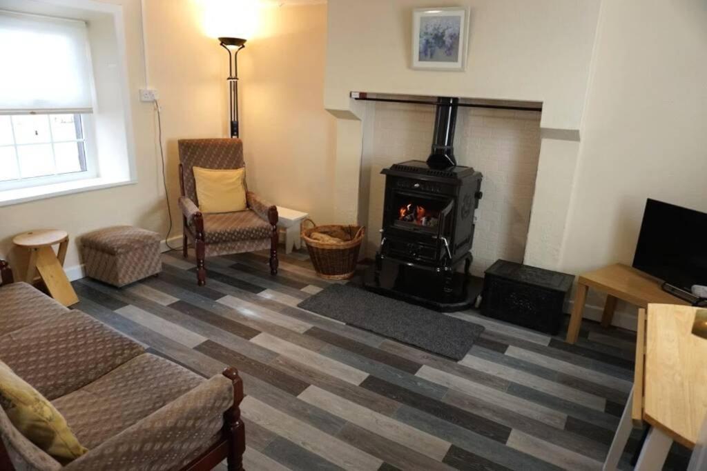 Meenadreen Cottage Donegal Town ภายนอก รูปภาพ